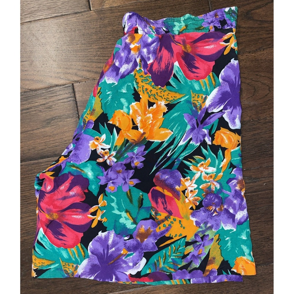 VINTAGE Hawaiian Short SOPHISTICATES Medium Floral Tropical Beach Cabana USA